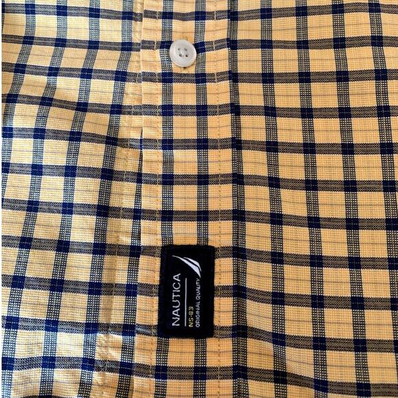 Nautica Men's Yellow & Black Plaid Long Sleeve Button Shirt Size Medium - Picture 4 of 6